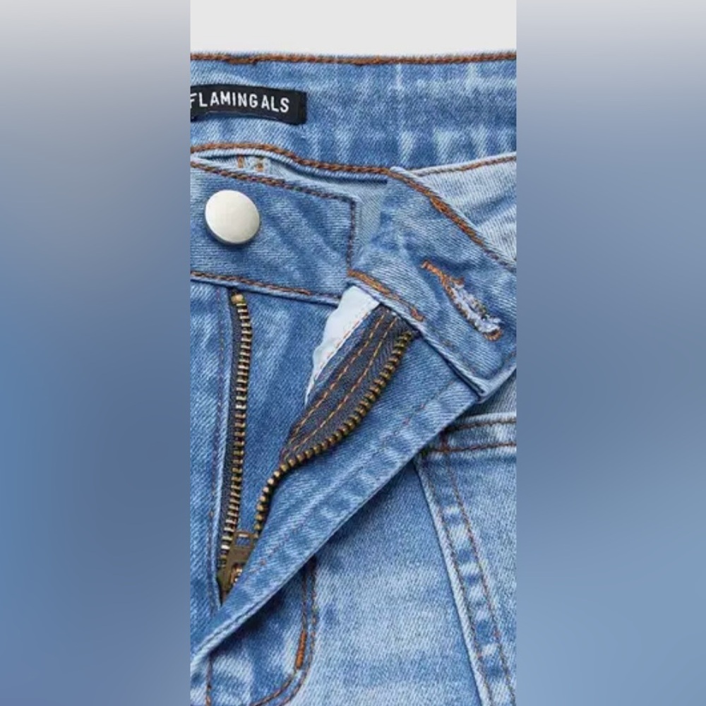 Flamingals Embroidery Side Stitch Detail Mid Waist Barrel Leg Crop Jeans Med NWT - Picture 6 of 13